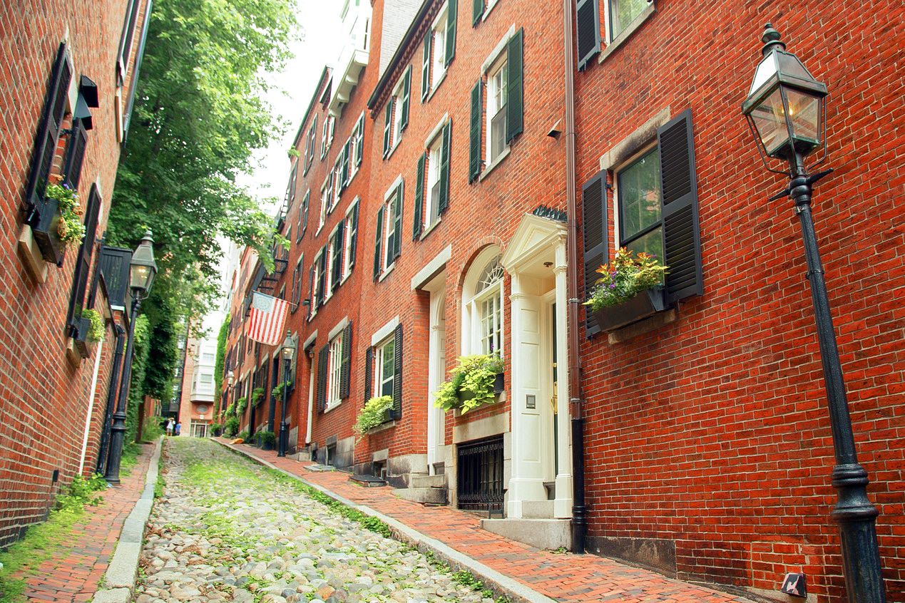 Blick auf die Newbury Street in Boston